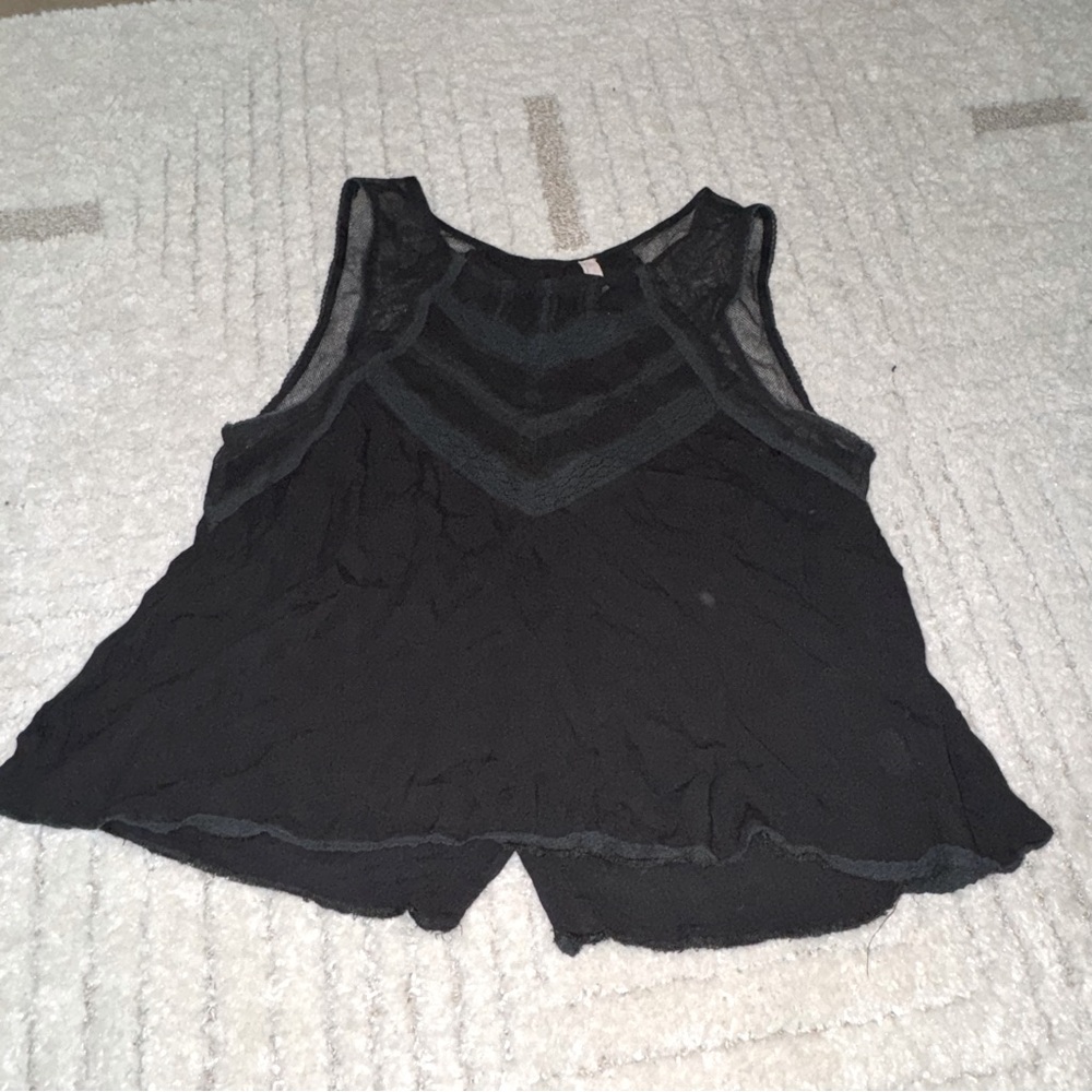 Free People | Flowy Black Tank